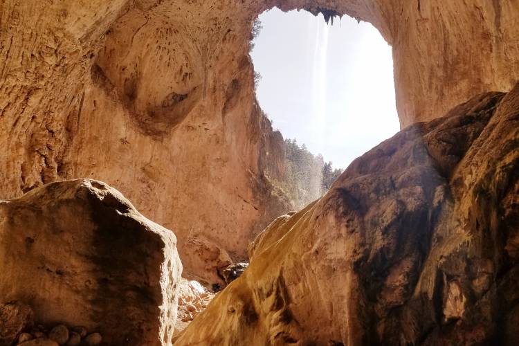 Tonto Natural Bridge State Park - Arizona Activities